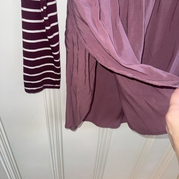 Maroon and White Striped Umgee Blouse with Flowy Pink Bottom Size Small - Picture 6 of 9